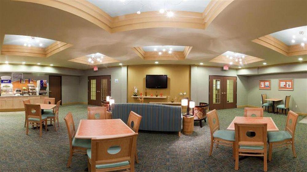 Hotel Express & Thornburg-s. Fredericksburg By Ihg