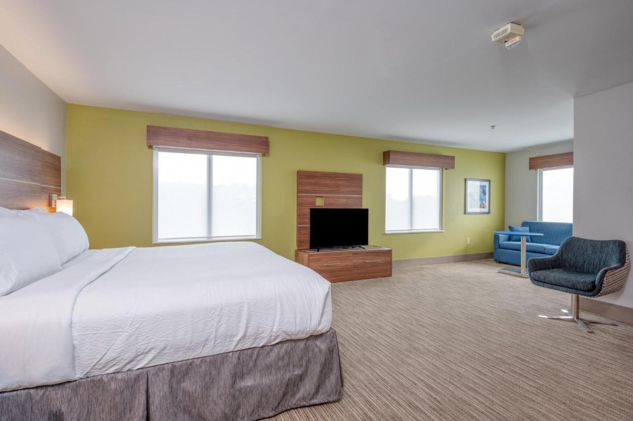 Hotel Holiday Express & Thornburg-s. Fredericksburg By Ihg Thornburg